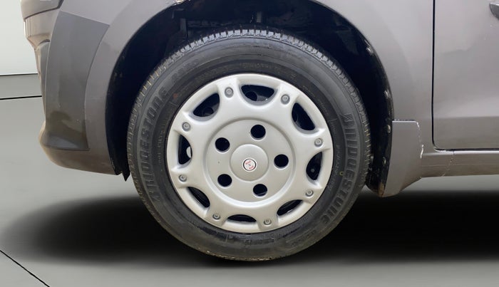 2015 Maruti Ertiga VXI, Petrol, Manual, 92,828 km, Left Front Wheel