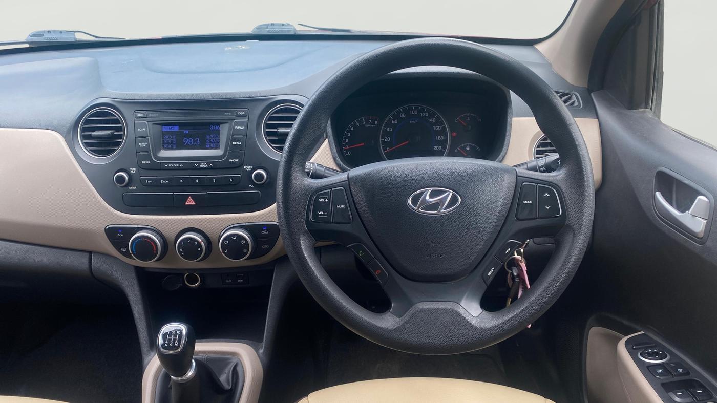 2016 Hyundai Grand i10 SPORTZ 1.2 KAPPA VTVT, Petrol, Manual, 76,688 km, Steering Wheel Close Up