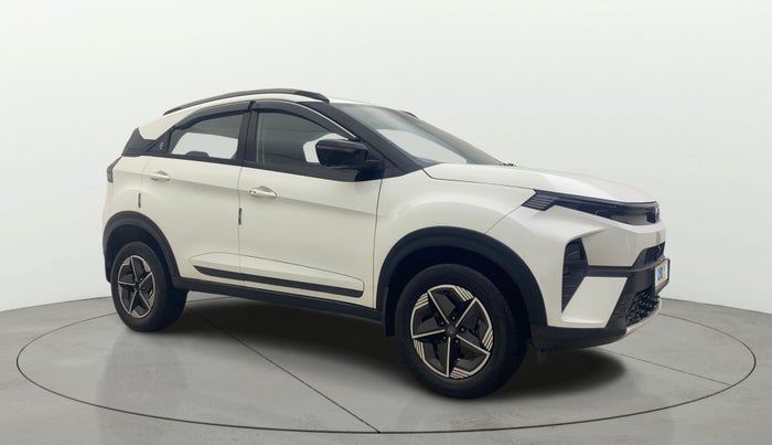 2023 Tata NEXON CREATIVE+ SUNROOF AMT 1.2 PETROL, Petrol, Automatic, 33,371 km, Right Front Diagonal