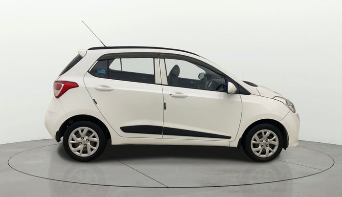 2018 Hyundai Grand i10 SPORTZ 1.2 KAPPA VTVT, Petrol, Manual, 32,564 km, Right Side View