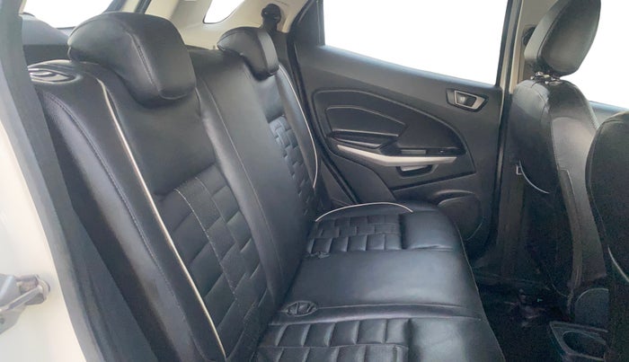 2018 Ford Ecosport TREND 1.5L DIESEL, Diesel, Manual, 94,343 km, Right Side Rear Door Cabin