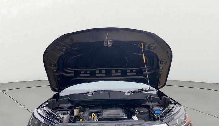 2023 Skoda KUSHAQ STYLE 1.0L TSI AT (6 AIRBAGS), Petrol, Automatic, 20,903 km, Open Bonet