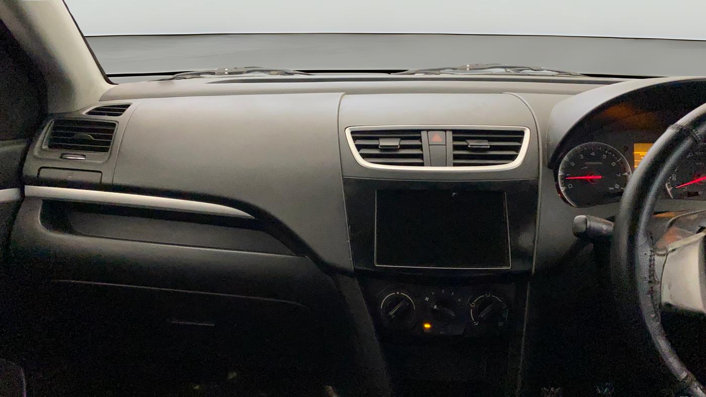 2014 Maruti Swift VXI, Petrol, Manual, 56,096 km, Air Conditioner