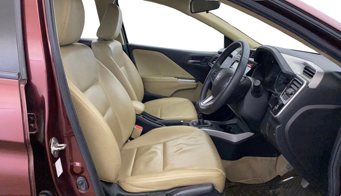 2016 Honda City 1.5L I-VTEC VX (O) MT, Petrol, Manual, 39,445 km, Right Side Front Door Cabin