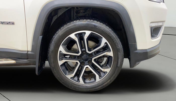 2020 Jeep Compass LIMITED PLUS PETROL AT, Petrol, Automatic, 81,155 km, Right Front Wheel