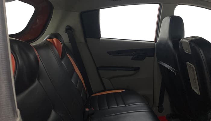 2016 Mahindra Kuv100 K4 6 STR, Petrol, Manual, 56,115 km, Right Side Rear Door Cabin