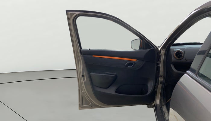 2017 Renault Kwid CLIMBER 1.0 AMT, Petrol, Automatic, 54,483 km, LHS Front Door