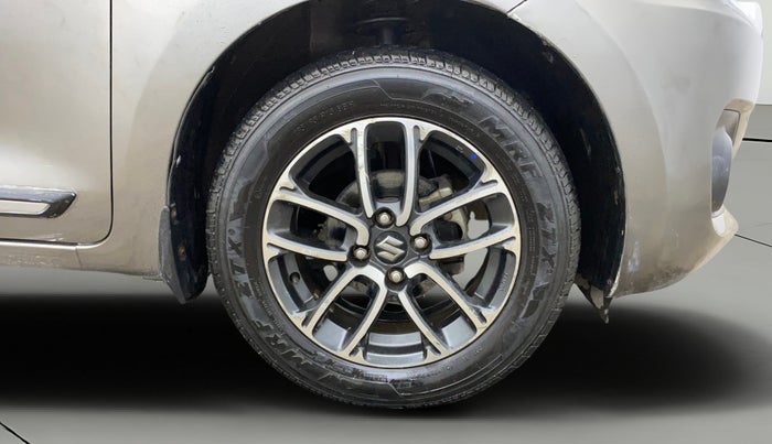 2019 Maruti Swift ZXI PLUS AMT, Petrol, Automatic, 90,055 km, Right Front Wheel