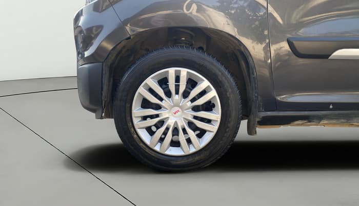 2023 Maruti S PRESSO VXI PLUS (O) AMT, Petrol, Automatic, 27,306 km, Left Front Wheel
