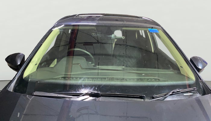 2022 Skoda SLAVIA STYLE 1.0L TSI AT, Petrol, Automatic, 28,140 km, Front Windshield