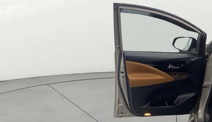 2022 Toyota Innova Crysta 2.7 ZX AT 7 STR, Petrol, Automatic, 32,464 km, LHS Front Door