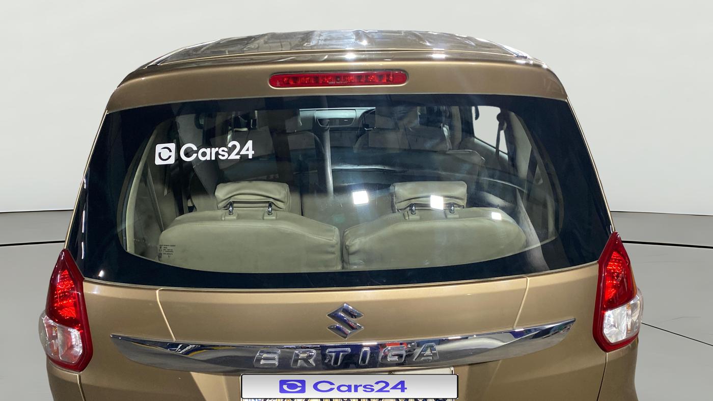 2017 Maruti Ertiga VXI, Petrol, Manual, 52,309 km, Rear Windshield