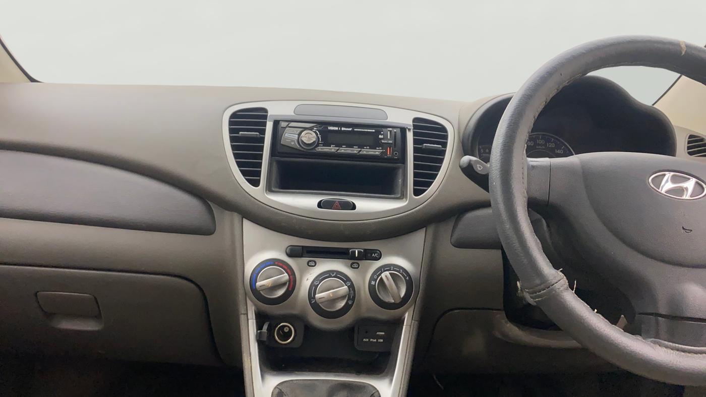 2015 Hyundai i10 SPORTZ 1.1, Petrol, Manual, 50,075 km, Air Conditioner