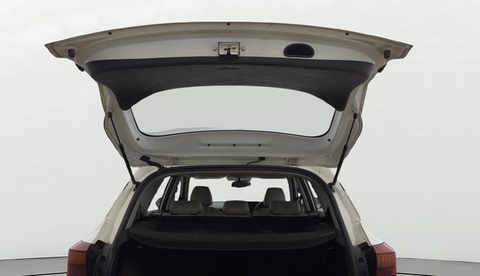 2020 KIA SELTOS HTX 1.5 PETROL, Petrol, Manual, 1,10,688 km, Boot Door Open