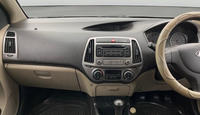 2012 Hyundai i20 MAGNA (O) 1.2, Petrol, Manual, 67,286 km, Air Conditioner