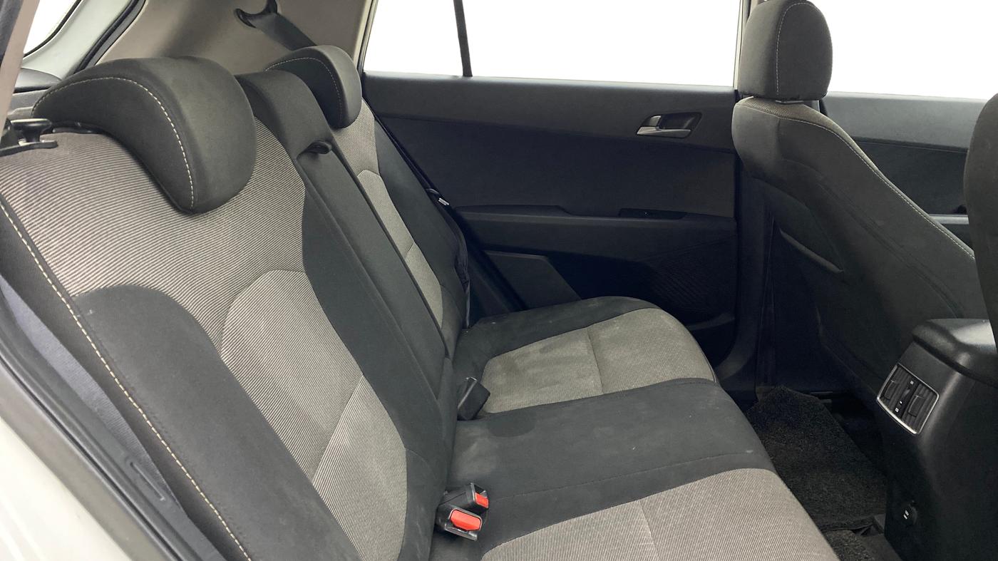 2016 Hyundai Creta SX PLUS 1.6 PETROL, Petrol, Manual, 69,457 km, Right Side Rear Door Cabin