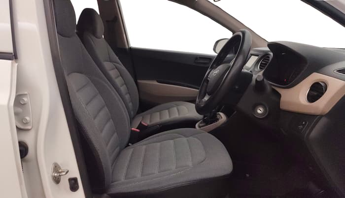 2018 Hyundai Grand i10 MAGNA AT 1.2 KAPPA VTVT, Petrol, Automatic, 21,422 km, Right Side Front Door Cabin