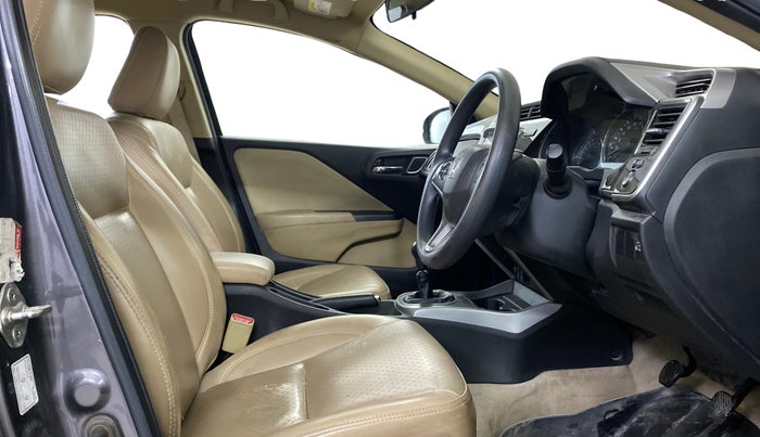 2022 Honda City 1.5L I-VTEC V MT 4TH GEN, Petrol, Manual, 59,924 km, Right Side Front Door Cabin