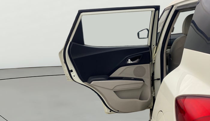 2021 Mahindra XUV300 W8 1.2 PETROL, Petrol, Manual, 62,330 km, LHS Rear Door