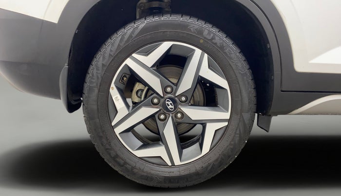 2021 Hyundai ALCAZAR PRESTIGE 2.0 MT 7STR, Petrol, Manual, 29,221 km, Right Rear Wheel