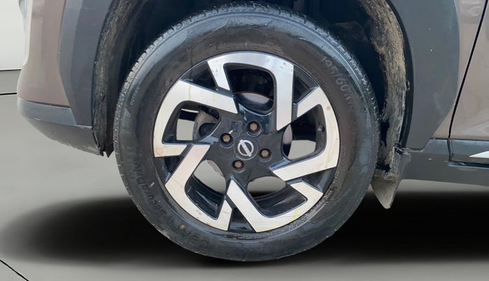 2021 Nissan MAGNITE XV PREMIUM, Petrol, Manual, 20,885 km, Left Front Wheel