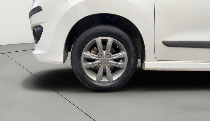 2013 Maruti Wagon R Stingray VXI, Petrol, Manual, 21,288 km, Left Front Wheel