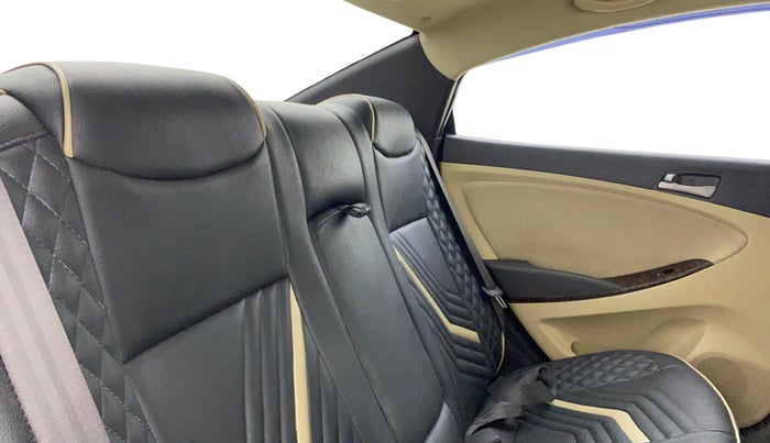 2016 Hyundai Verna 1.6 CRDI S, Diesel, Manual, 1,20,751 km, Right Side Rear Door Cabin