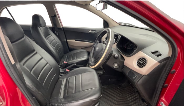 2014 Hyundai Xcent S (O) 1.2, Petrol, Manual, 71,469 km, Right Side Front Door Cabin