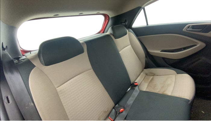 2016 Hyundai Elite i20 MAGNA 1.2, Petrol, Manual, 1,46,409 km, Right Side Rear Door Cabin