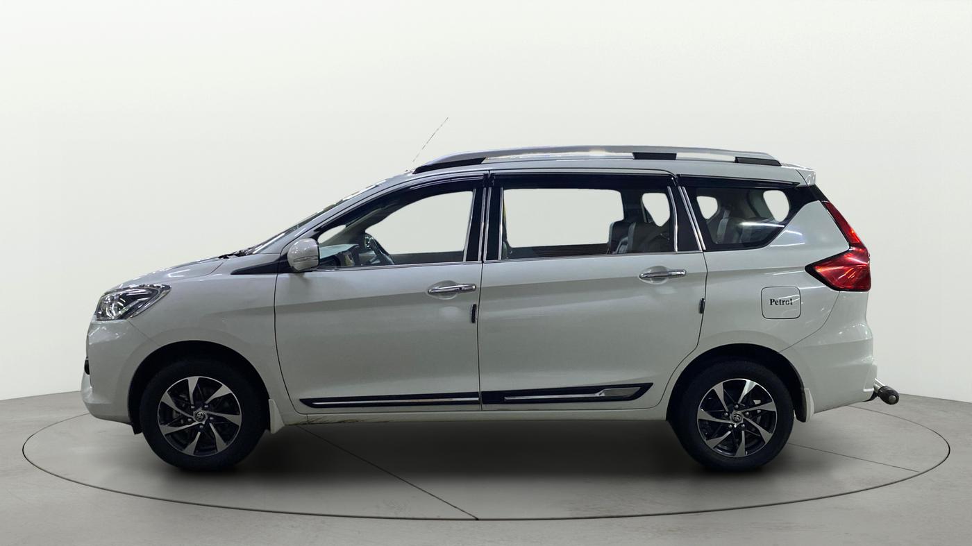 2024 Toyota RUMION  V MT , Petrol, Manual, 41,410 km, Left Side
