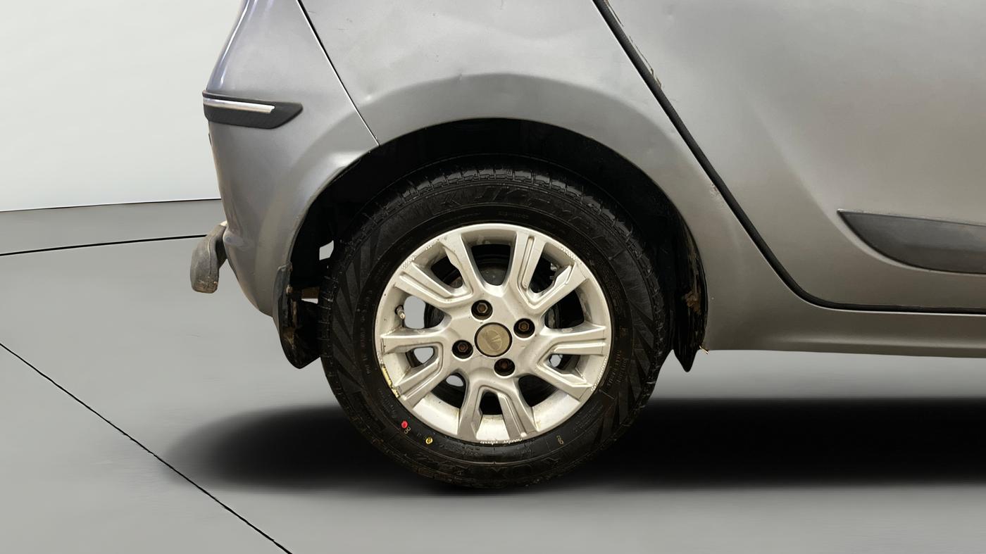 2018 Tata Tiago XZ PETROL, Petrol, Manual, 88,329 km, Right Rear Wheel