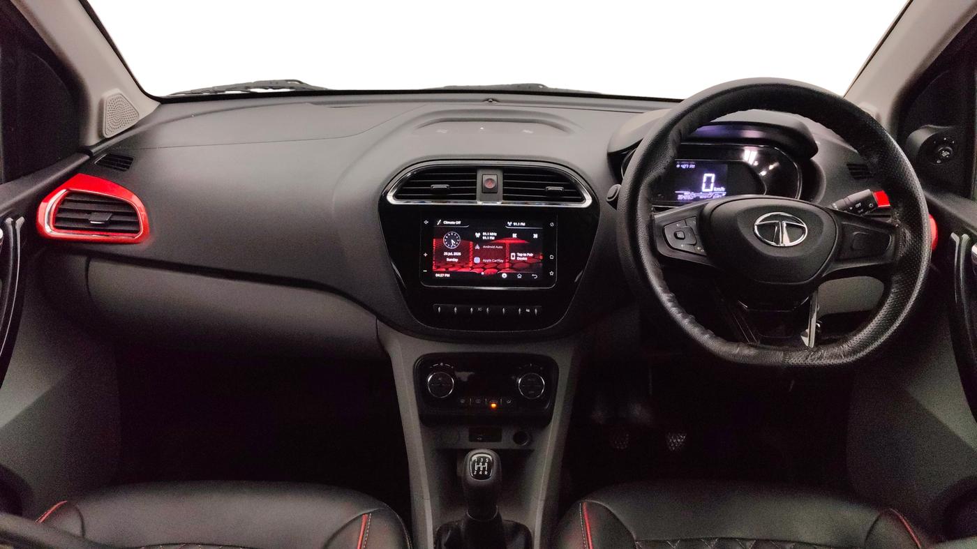 2020 Tata Tiago XZ PLUS DUAL TONE PETROL, Petrol, Manual, 35,421 km, Dashboard