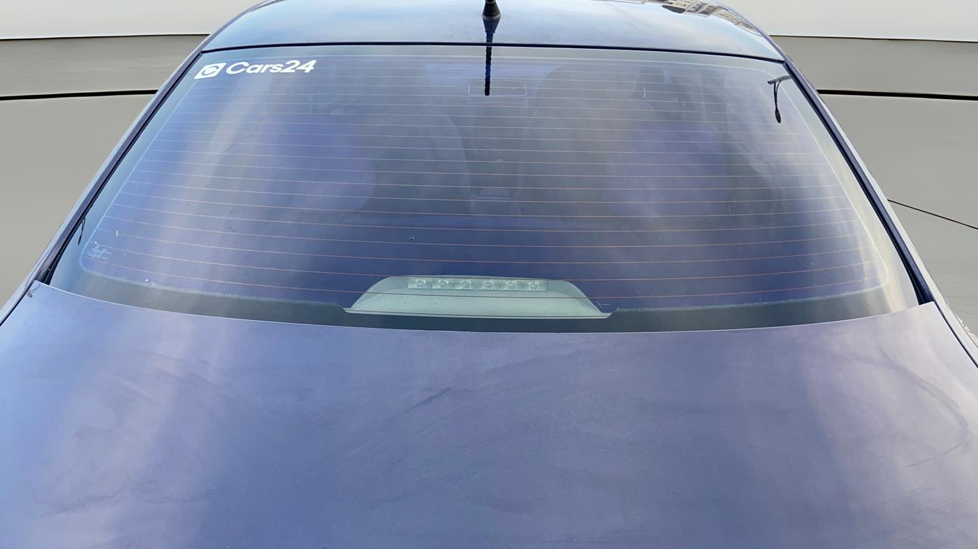 2015 Volkswagen Vento HIGHLINE DIESEL 1.5, Diesel, Manual, 1,15,467 km, Rear Windshield