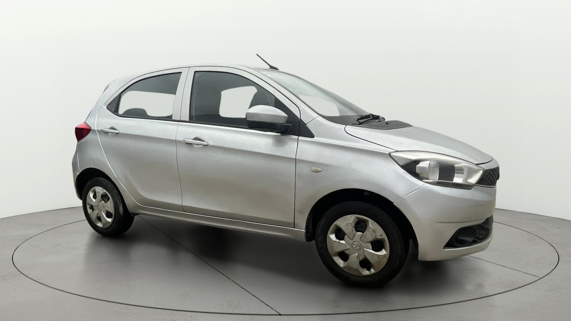 2017 Tata Tiago 2021-2026 XT PETROL