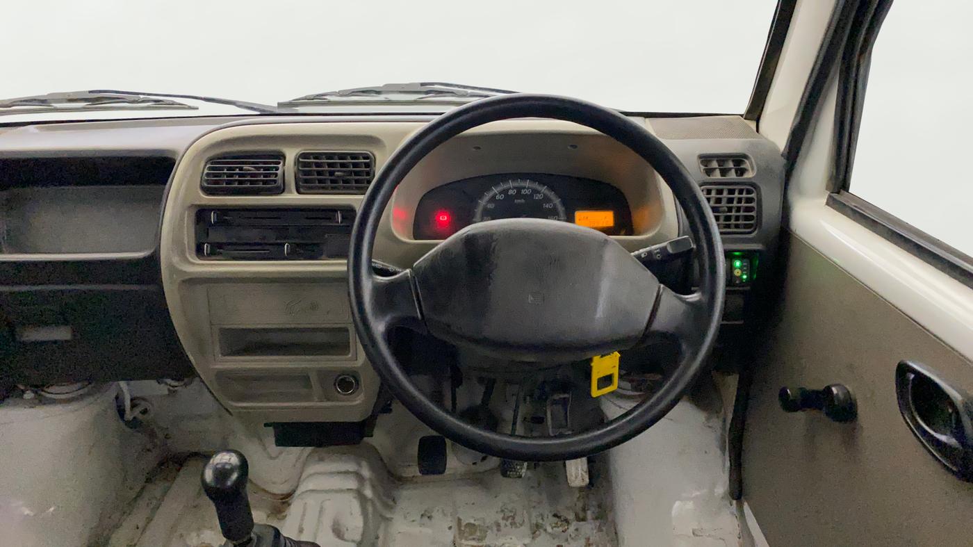 2018 Maruti Eeco 5 STR CNG WITH HTR, CNG, Manual, 79,893 km, Steering Wheel Close Up