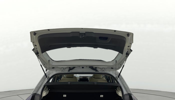 2025 Tata ALTROZ Creative S Petrol 5AMT, Petrol, Automatic, 185 km, Boot Door Open