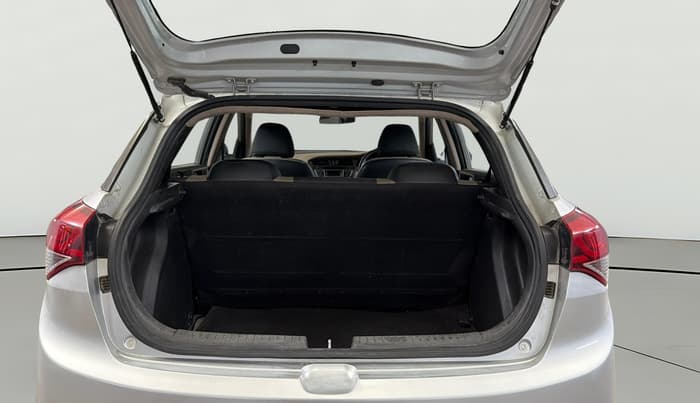 2015 Hyundai Elite i20 MAGNA 1.2, Petrol, Manual, 70,417 km, Boot Open Zoomed View