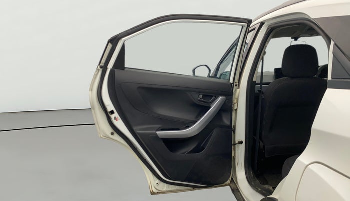 2022 Tata NEXON XM DIESEL, Diesel, Manual, 75,250 km, LHS Rear Door