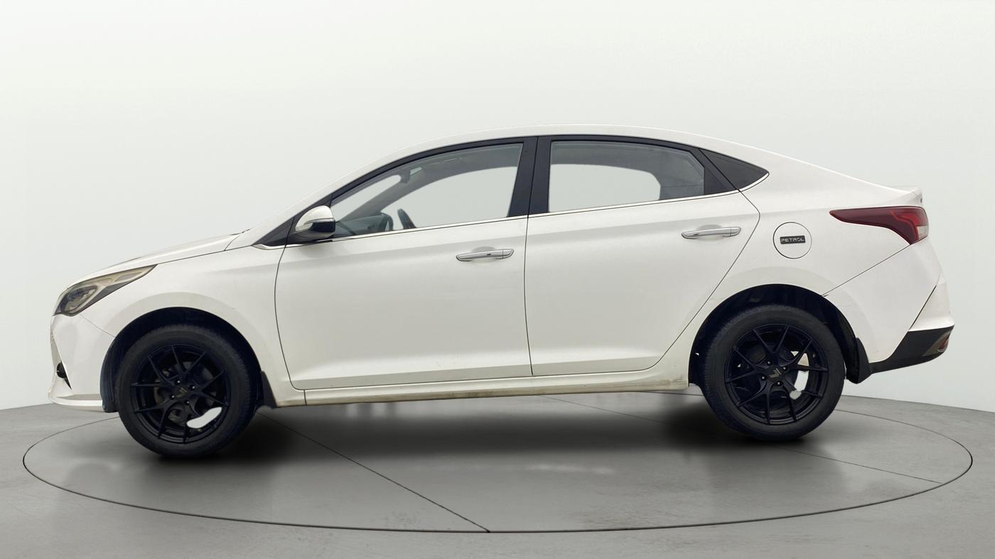 2022 Hyundai Verna SX (O)1.5 MPi, Petrol, Manual, 32,554 km, Left Side