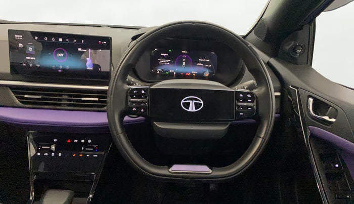 2023 Tata NEXON FEARLESS + SUNROOF DCA DUAL TONE 1.2 PETROL, Petrol, Automatic, 33,711 km, Steering Wheel Close Up