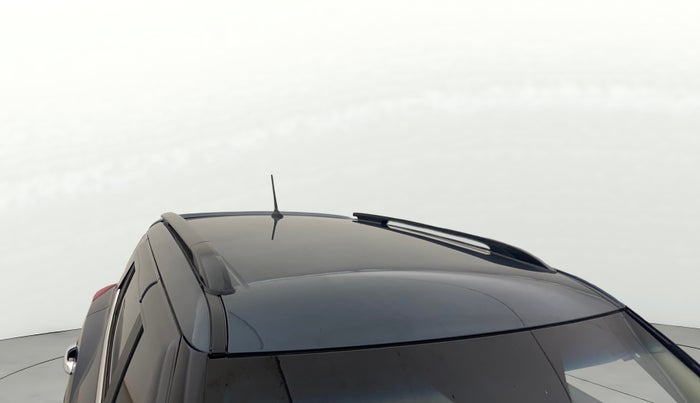 2021 Mahindra XUV300 W8 1.2 PETROL, Petrol, Manual, 20,674 km, Roof