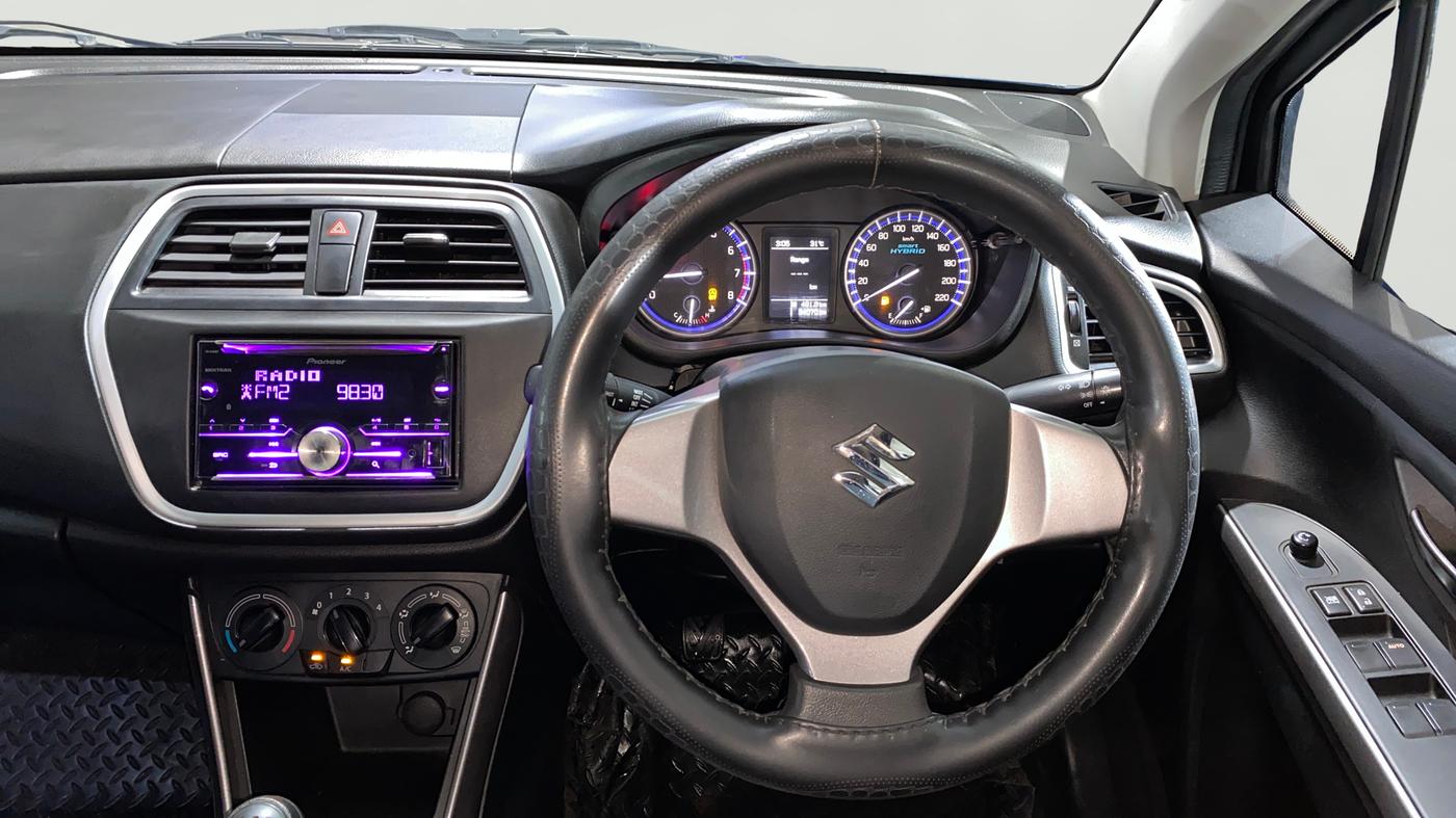 2021 Maruti S Cross SIGMA 1.5, Petrol, Manual, 33,374 km, Steering Wheel Close Up