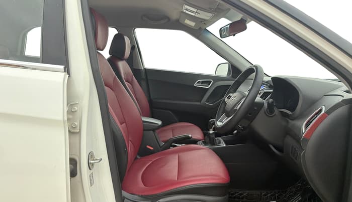 2016 Hyundai Creta SX PLUS  ANNIVERSARY EDITION 1.6 PETROL, Petrol, Manual, 58,326 km, Right Side Front Door Cabin