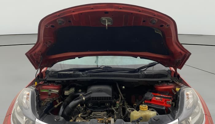 2018 Tata NEXON XM PETROL, Petrol, Manual, 71,164 km, Open Bonet
