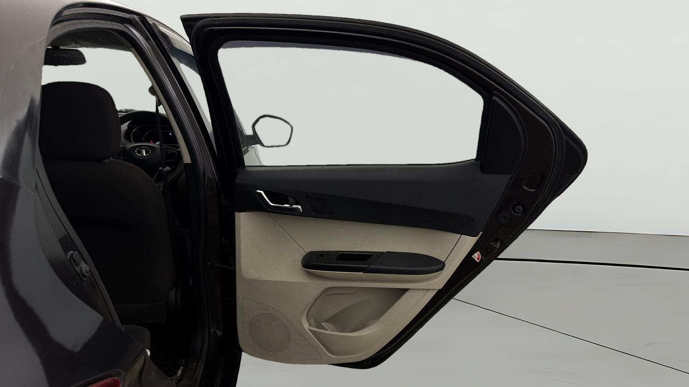 2022 Tata Tiago XZ PLUS CNG, CNG, Manual, 55,180 km, RHS Rear Door