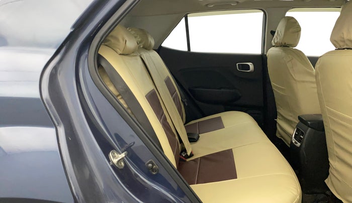 2019 Hyundai VENUE SX 1.0 TURBO, Petrol, Manual, 93,062 km, Right Side Rear Door Cabin