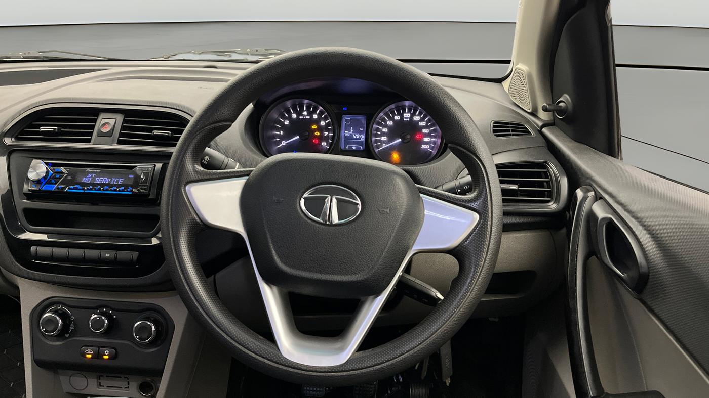 2017 Tata Tiago XM PETROL, Petrol, Manual, 71,963 km, Steering Wheel Close Up