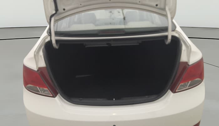 2016 Hyundai Verna FLUIDIC 1.6 VTVT S O AT, Petrol, Automatic, 61,032 km, Boot Open Zoomed View
