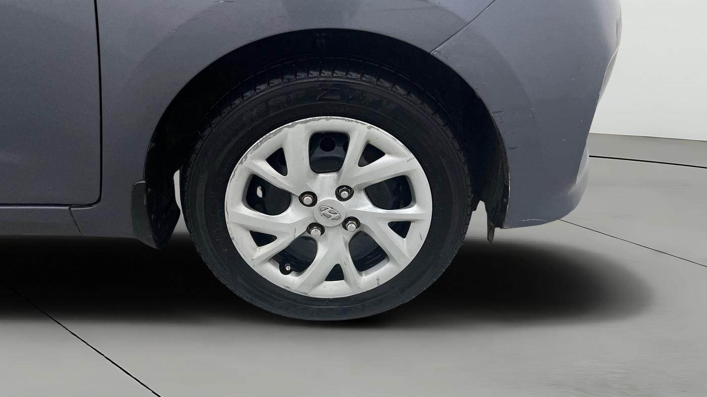 2017 Hyundai Grand i10 SPORTZ 1.2 KAPPA VTVT, Petrol, Manual, 51,124 km, Right Front Wheel