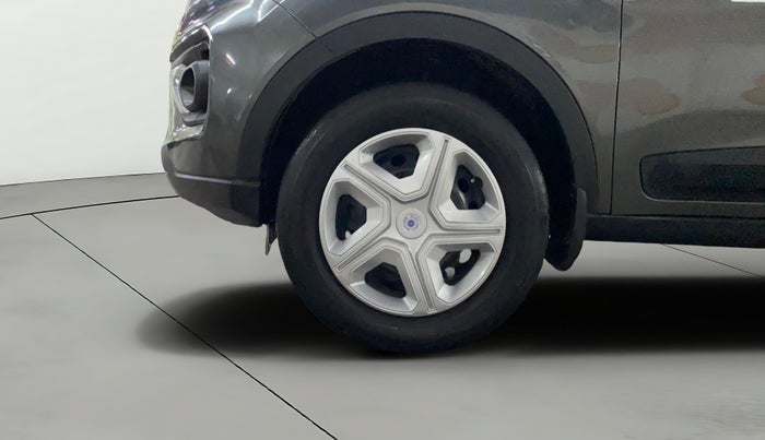 2021 Tata NEXON XM PETROL, Petrol, Manual, 80,425 km, Left Front Wheel